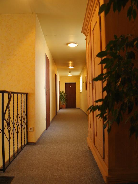 Hotel Garni Pension Ruth 무테르슈타트 외부 사진