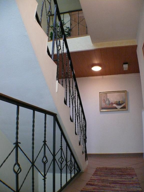 Hotel Garni Pension Ruth 무테르슈타트 외부 사진
