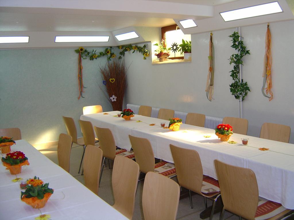 Hotel Garni Pension Ruth 무테르슈타트 외부 사진
