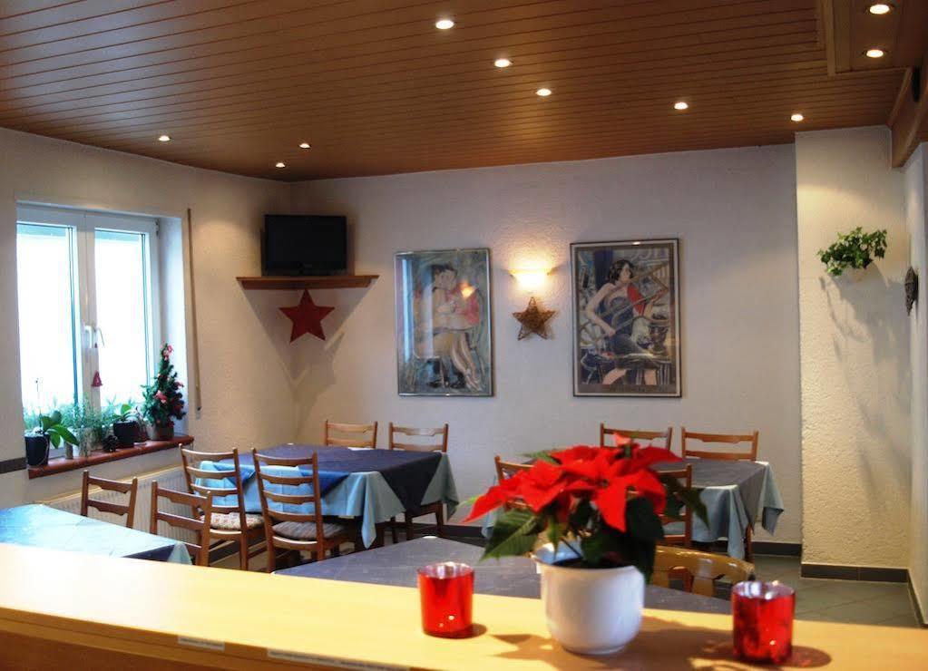 Hotel Garni Pension Ruth 무테르슈타트 외부 사진